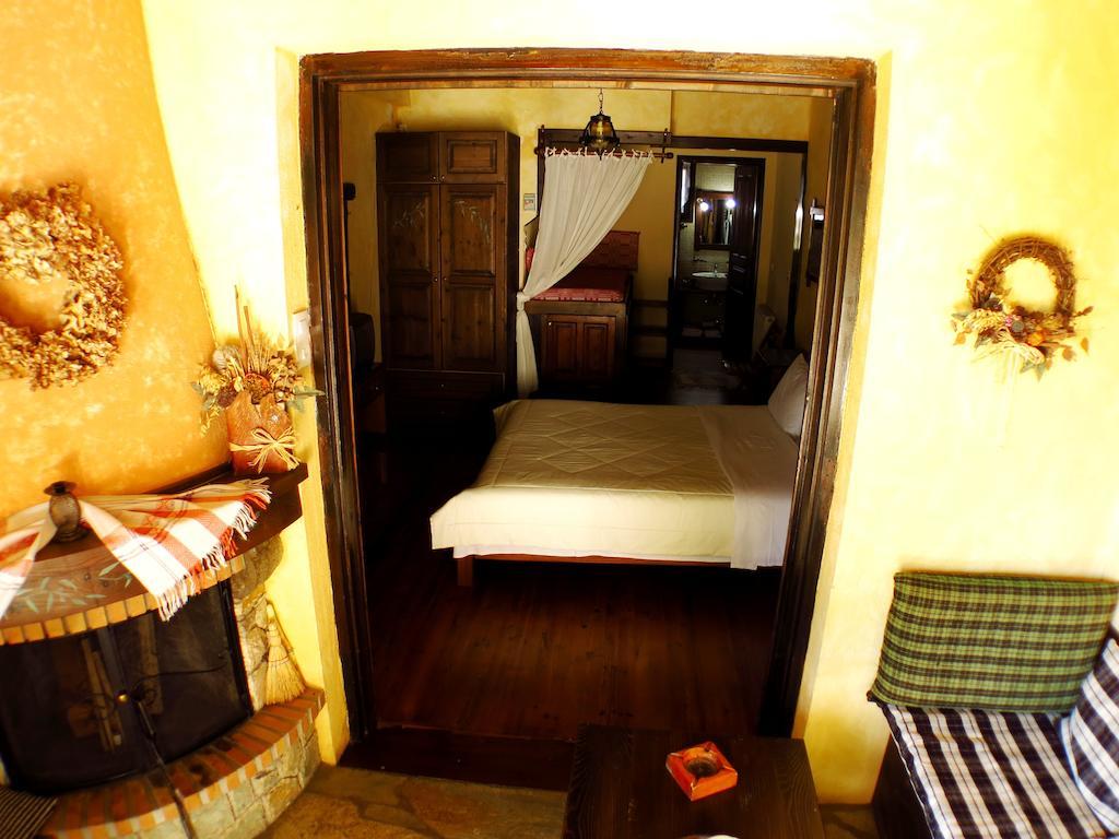 Xenonas Brizi Hotell Eláti Rom bilde